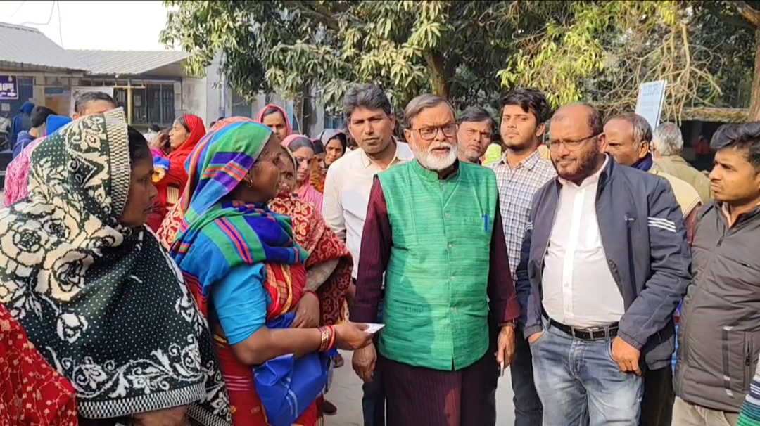 Severe Harassment and Fear over SIR Hearing: Notice Issued Showing &lsquo;6 Members&rsquo; Despite a Family of Two Brothers and Two Sisters; Local MLA and Minister Stands by the People, Urges Them Not to Panic